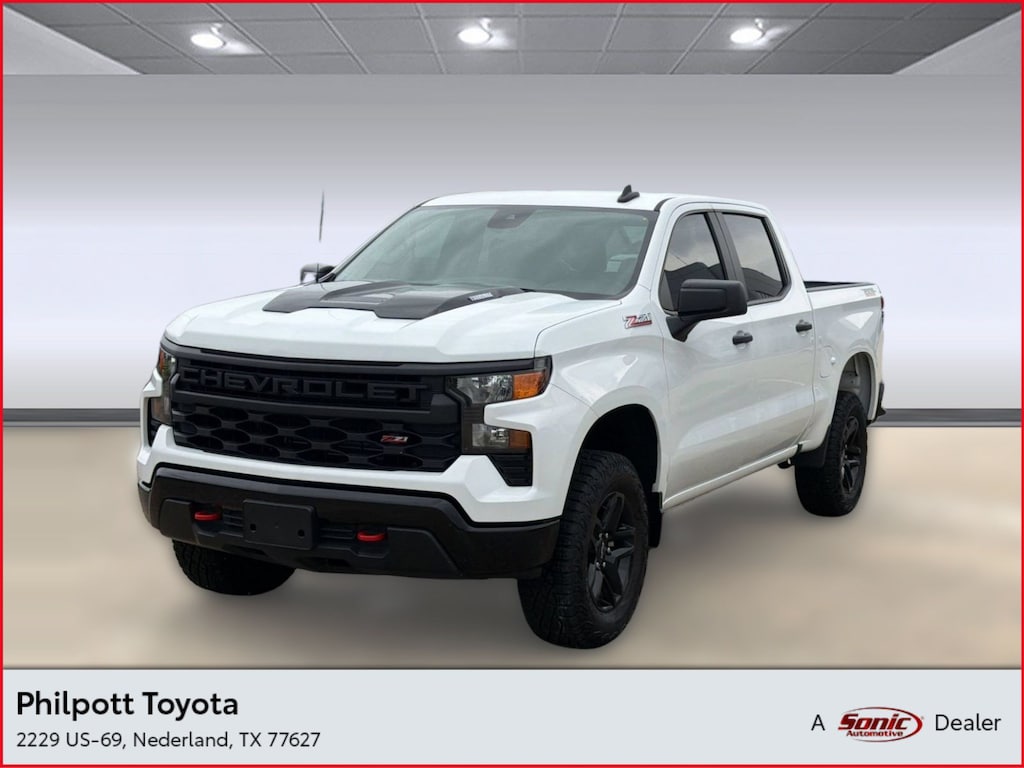 Used 2025 Chevrolet Silverado 1500 Custom Trail Boss Truck Crew Cab