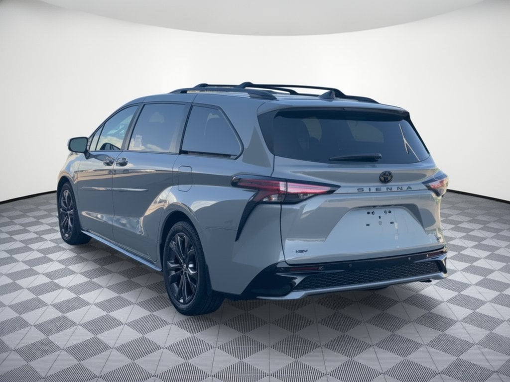 New 2026 Toyota Sienna XSE 7 PASSENGER
