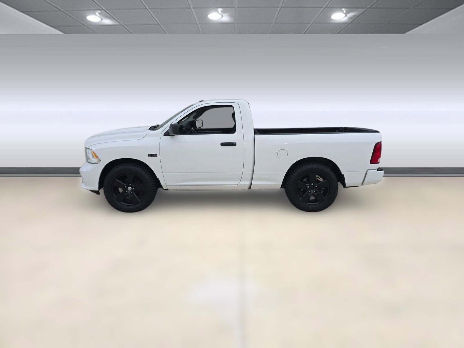 2018 Ram 1500 Express photo 2