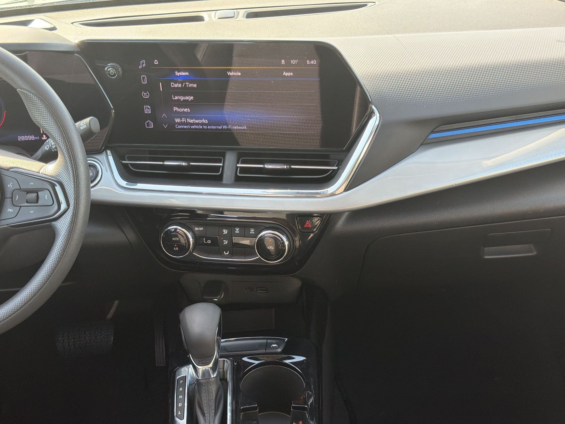 2025 Chevrolet Trax LT - Photo 20