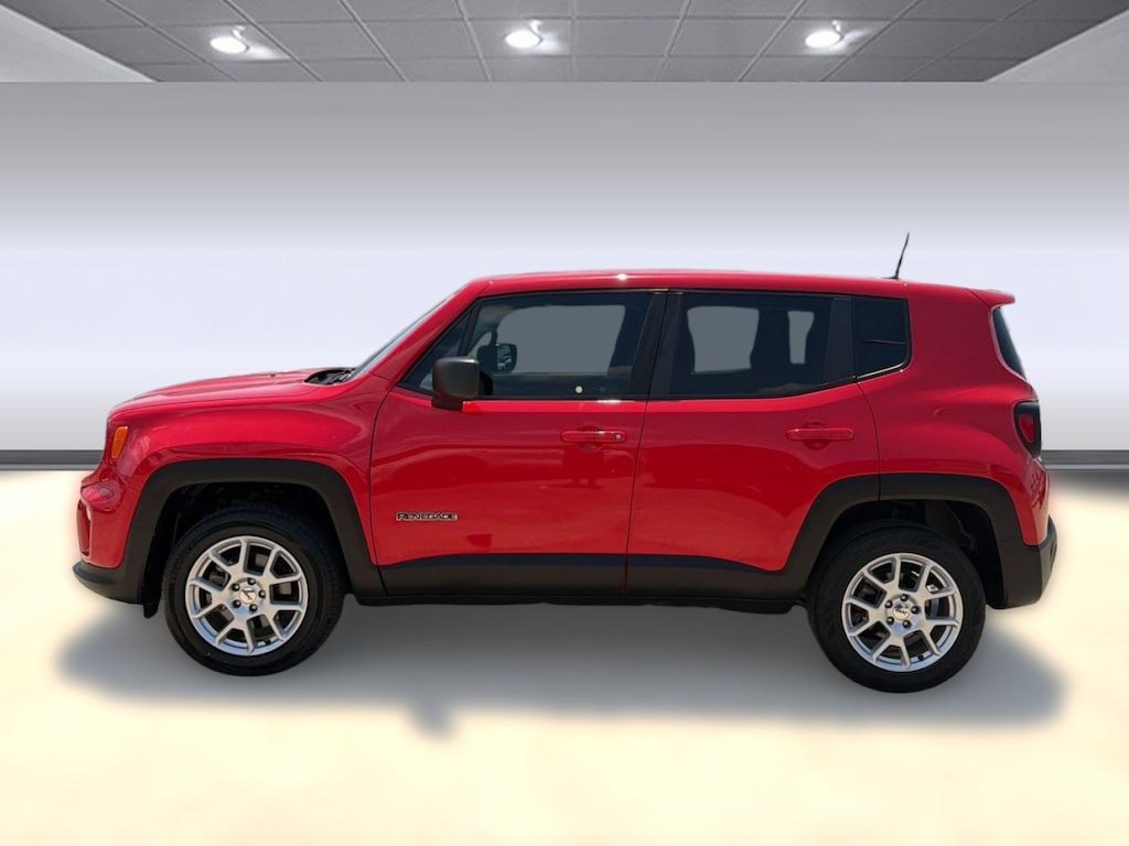 Used 2023 Jeep Renegade Latitude SUV