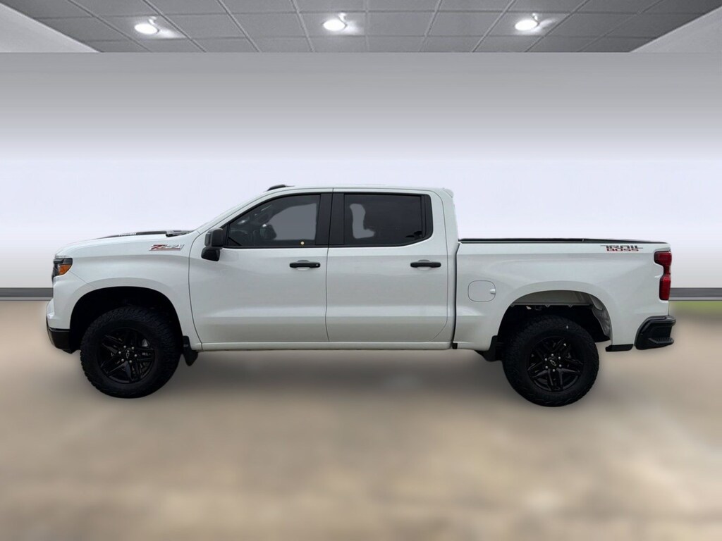 Used 2025 Chevrolet Silverado 1500 Custom Trail Boss Truck Crew Cab
