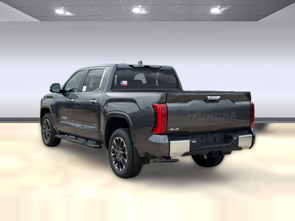 New 2026 Toyota Tundra Limited LIMITED CREWMAX 5.5