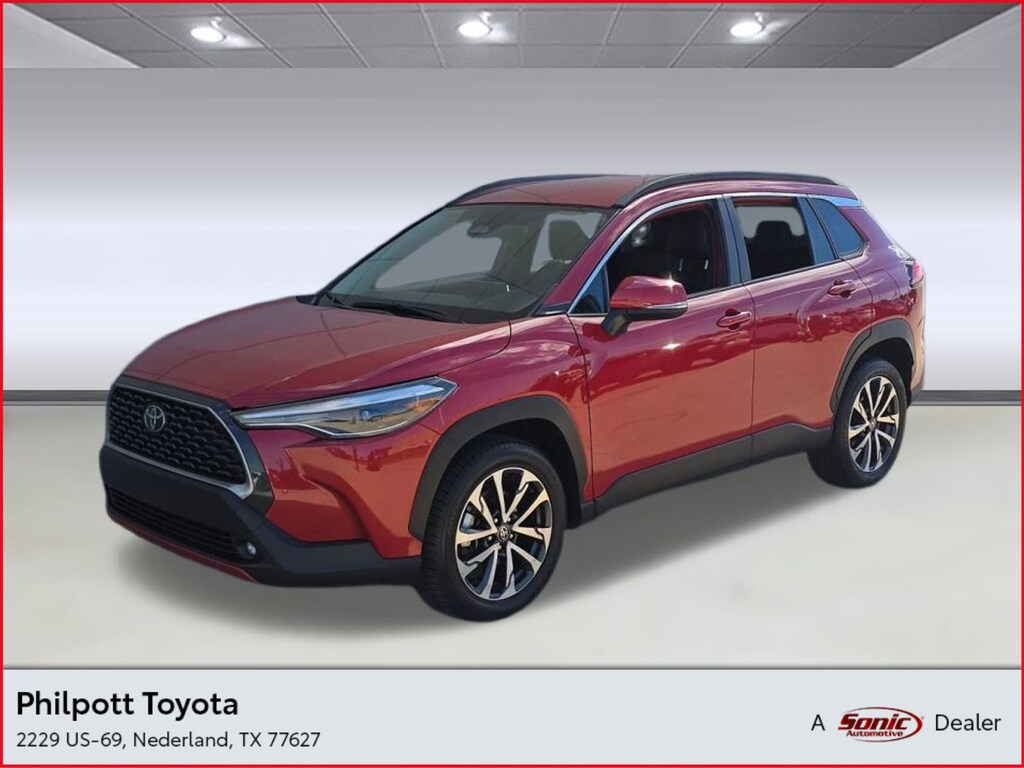 Used 2024 Toyota Corolla Cross XLE SUV