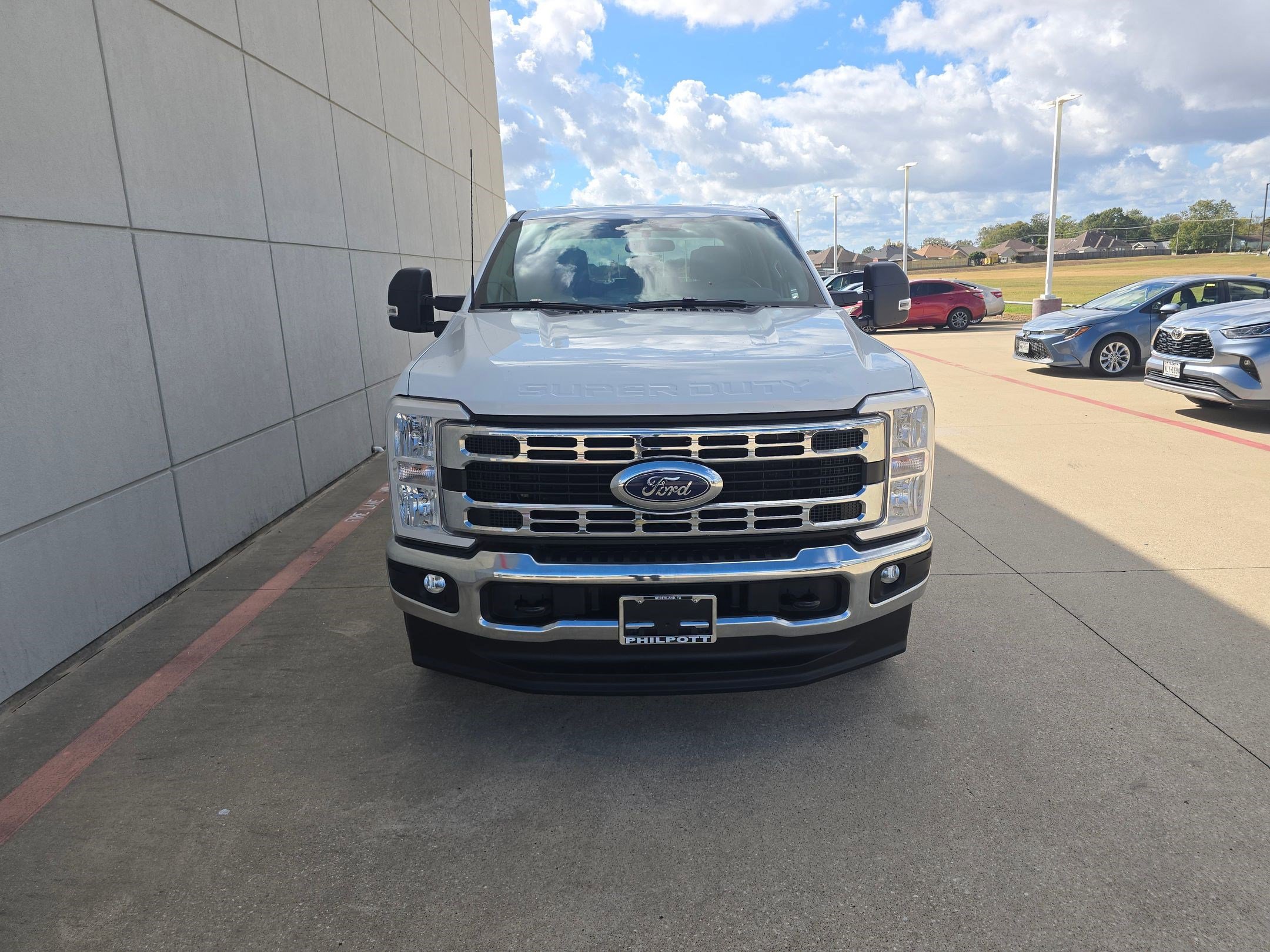 2025 Ford F-250 XLT photo 4