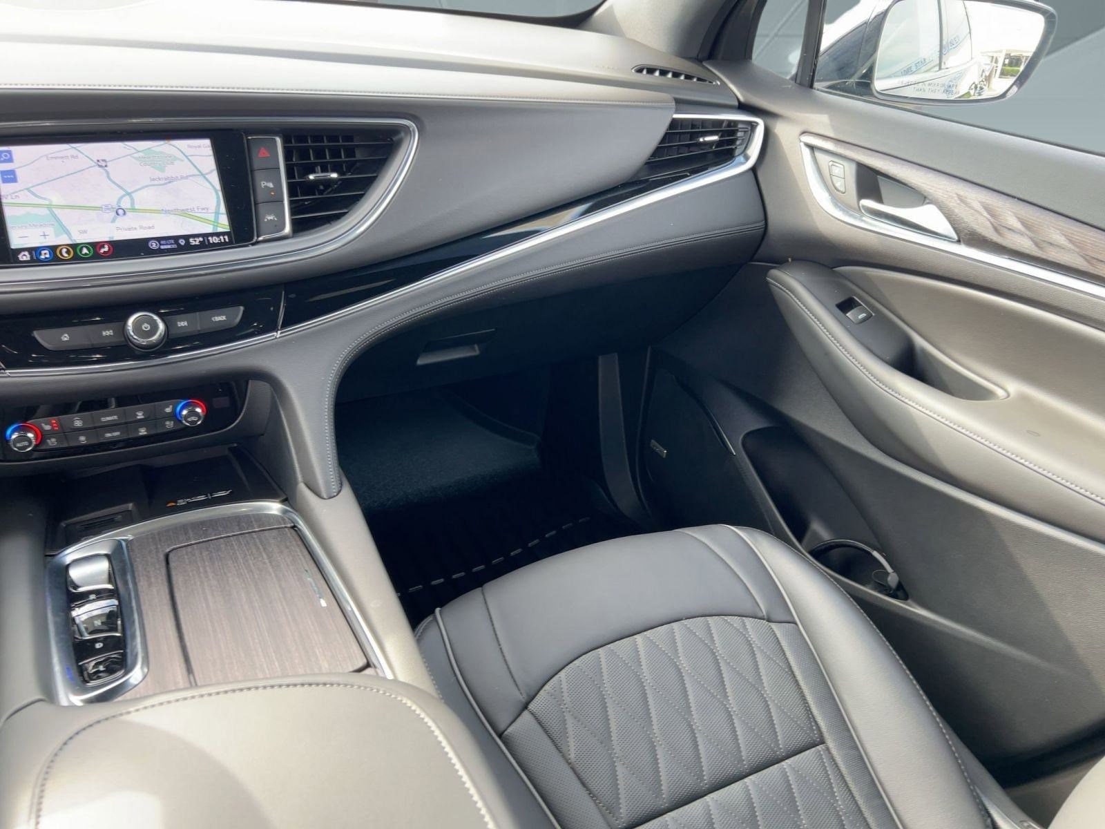 2024 Buick Enclave Avenir - Photo 29