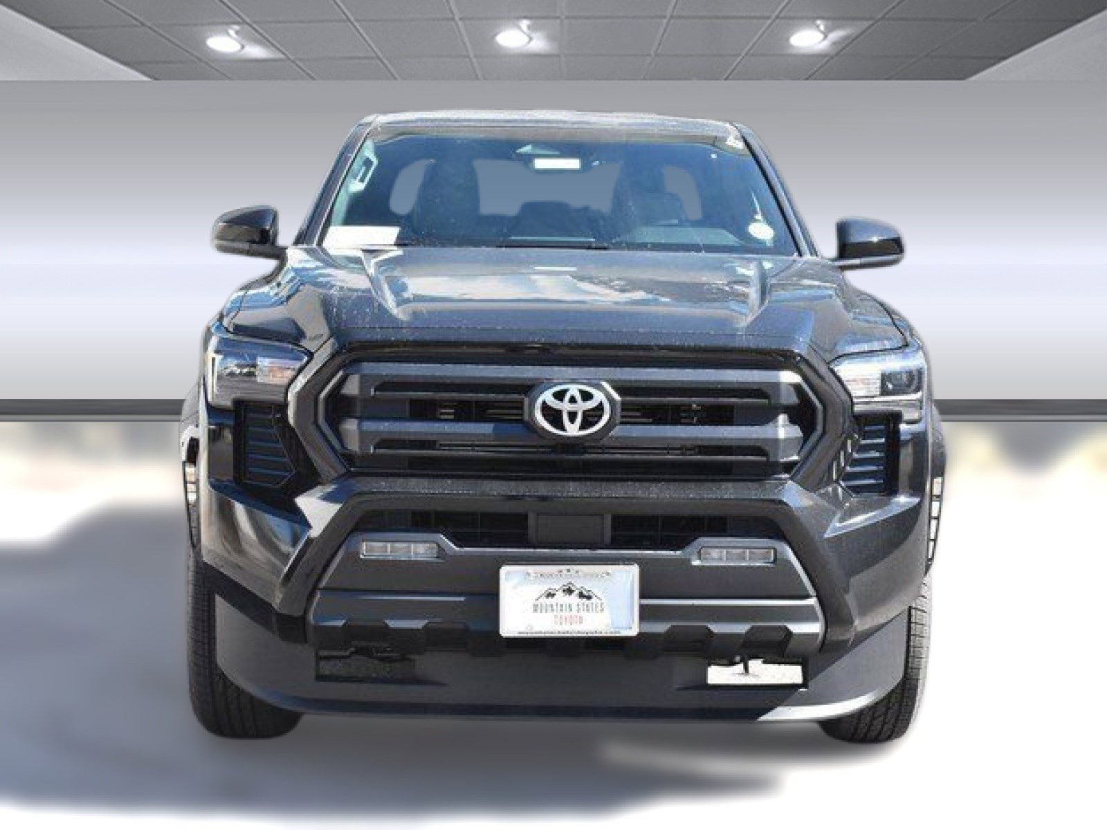 2025 Toyota Tacoma SR5 4x4 Double Cab photo 2