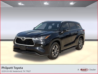 Used 2023 Toyota Highlander XLE SUV in Beaumont