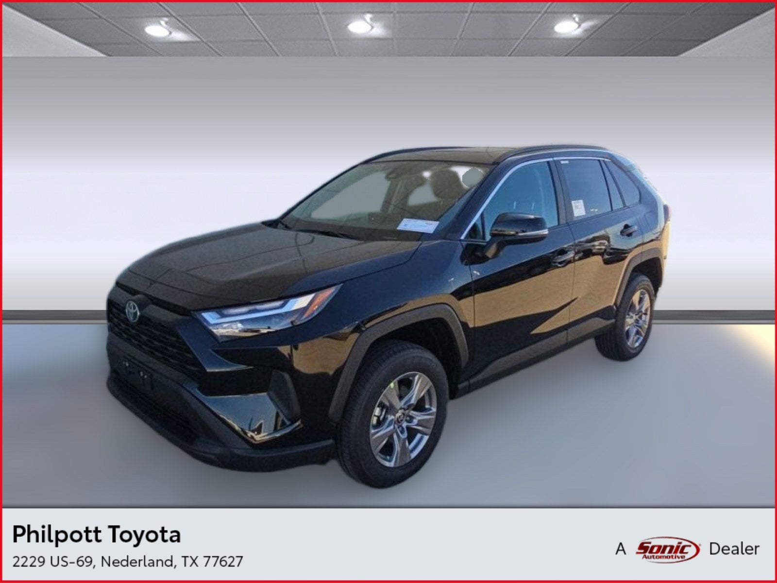 2025 Toyota RAV4 XLE FWD's photo