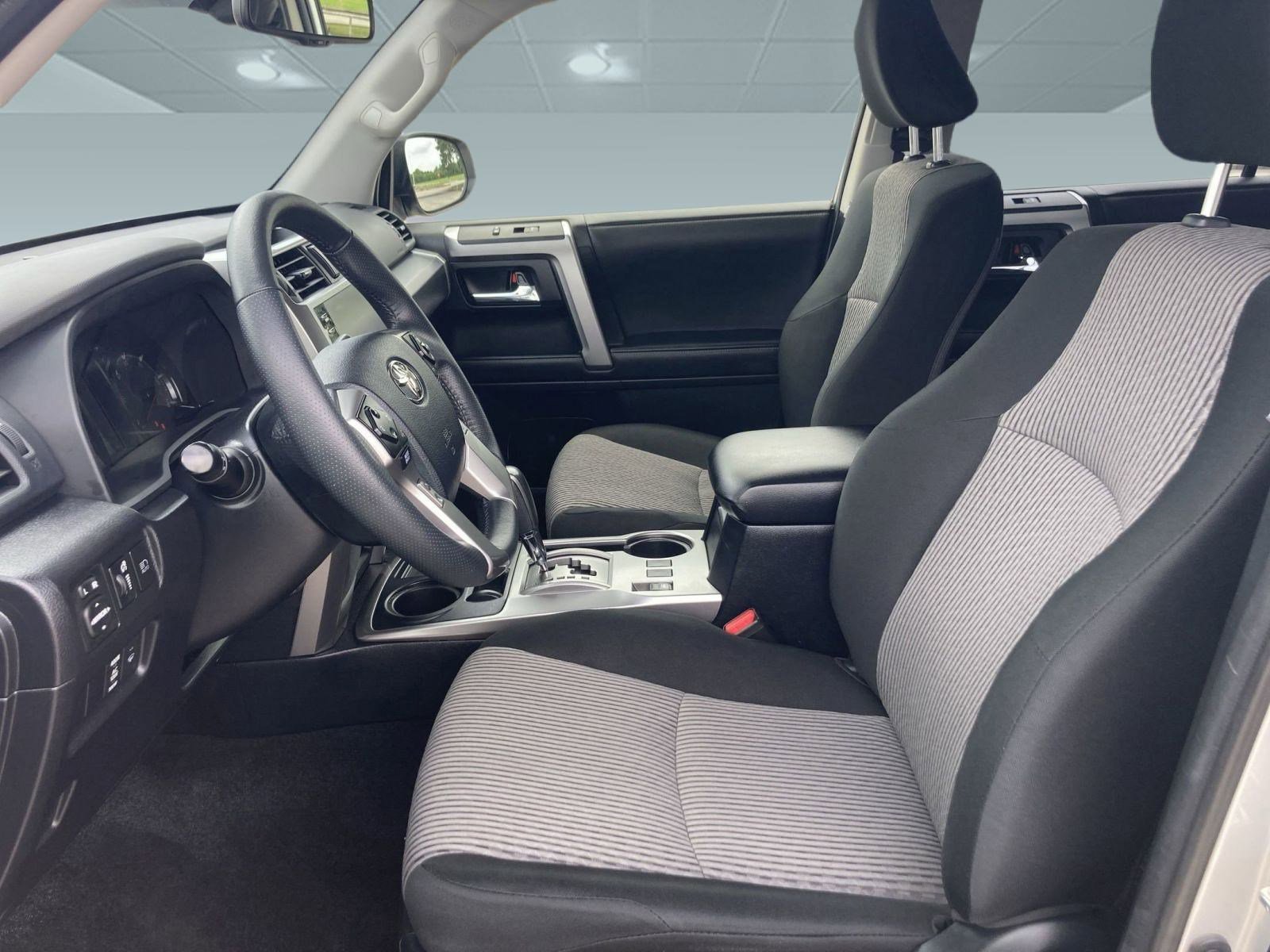 2024 Toyota 4Runner SR5 photo 4