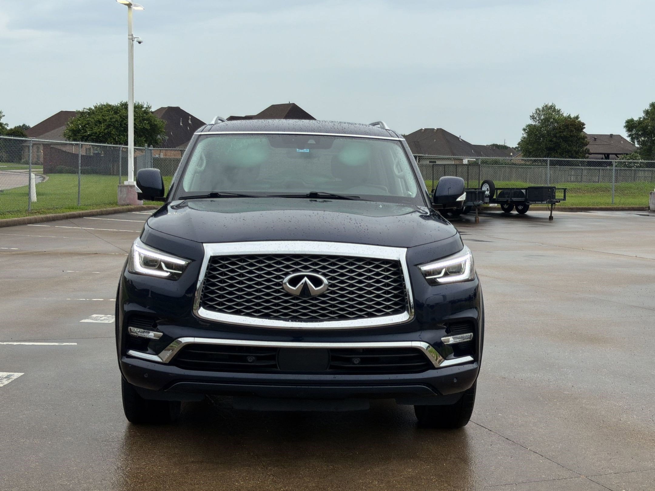 QX80 LUXE SUV