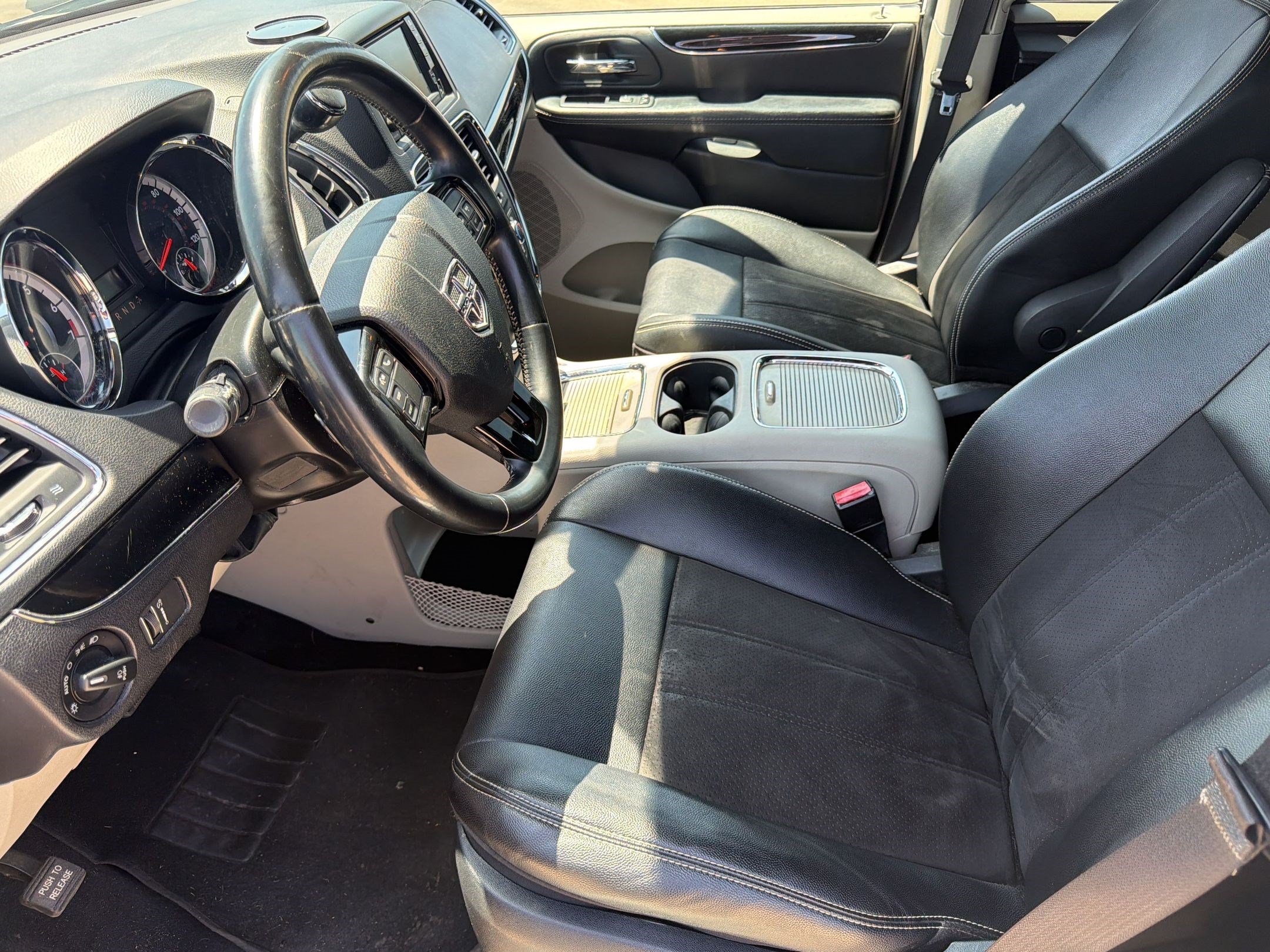 Grand Caravan SXT Van Passenger Van