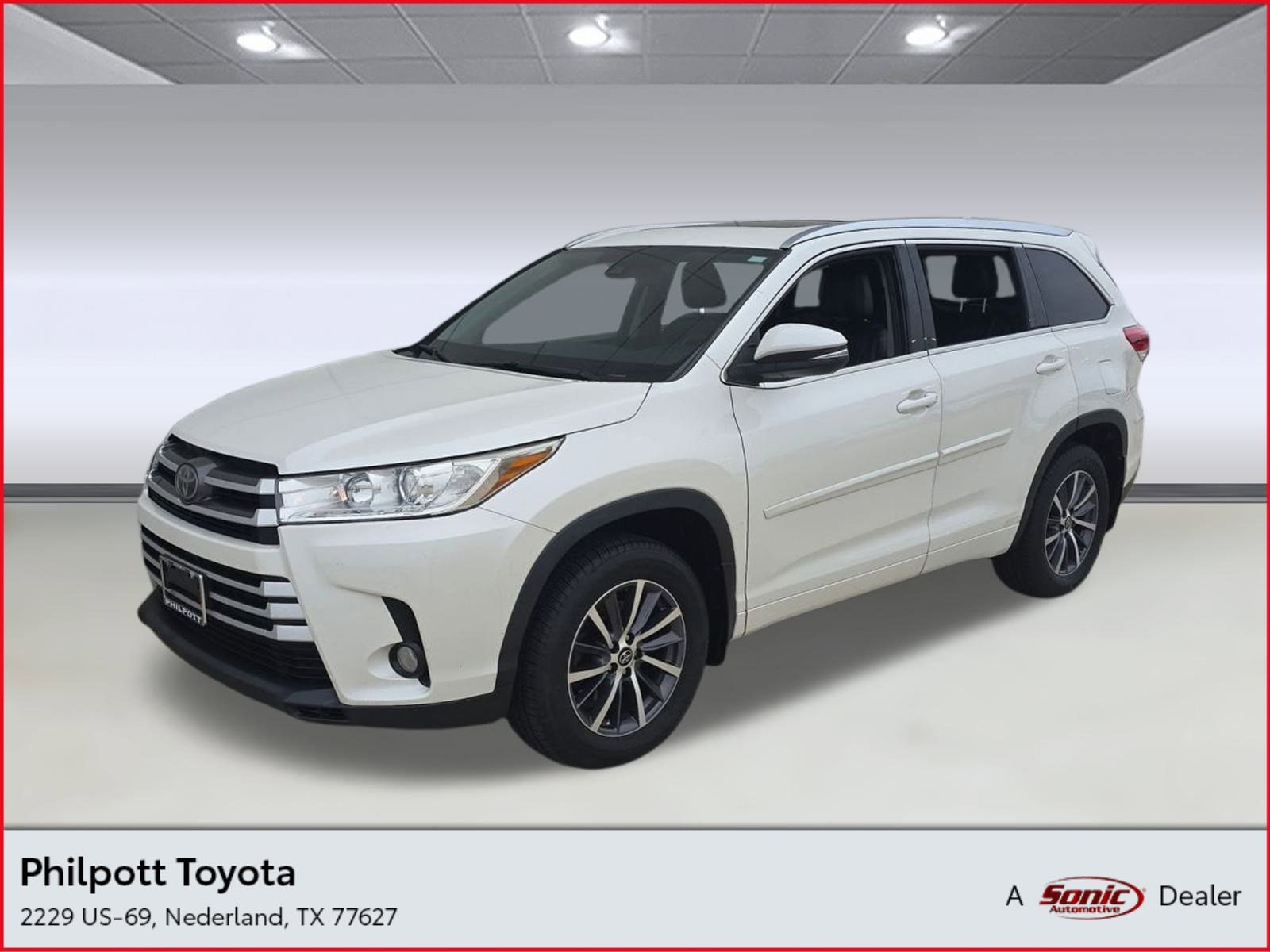 2018 Toyota Highlander XLE's photo
