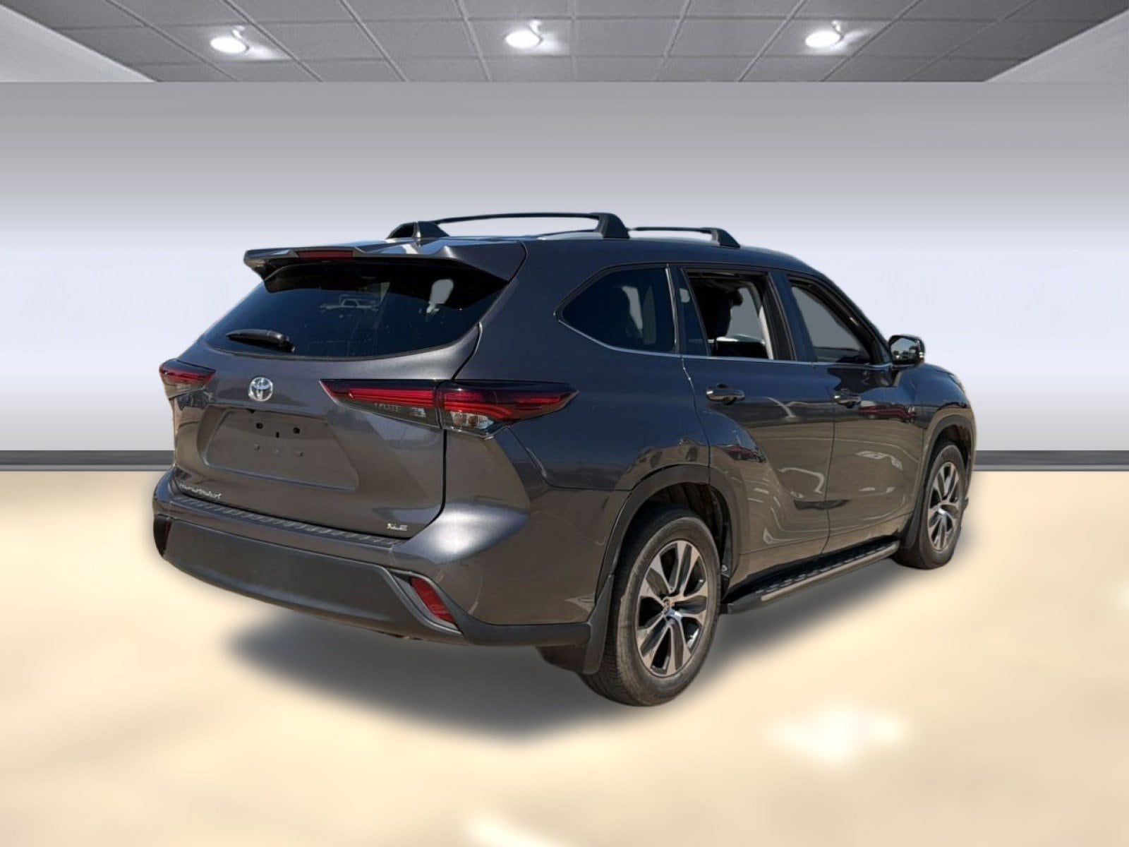 2024 Toyota Highlander XLE - Photo 8