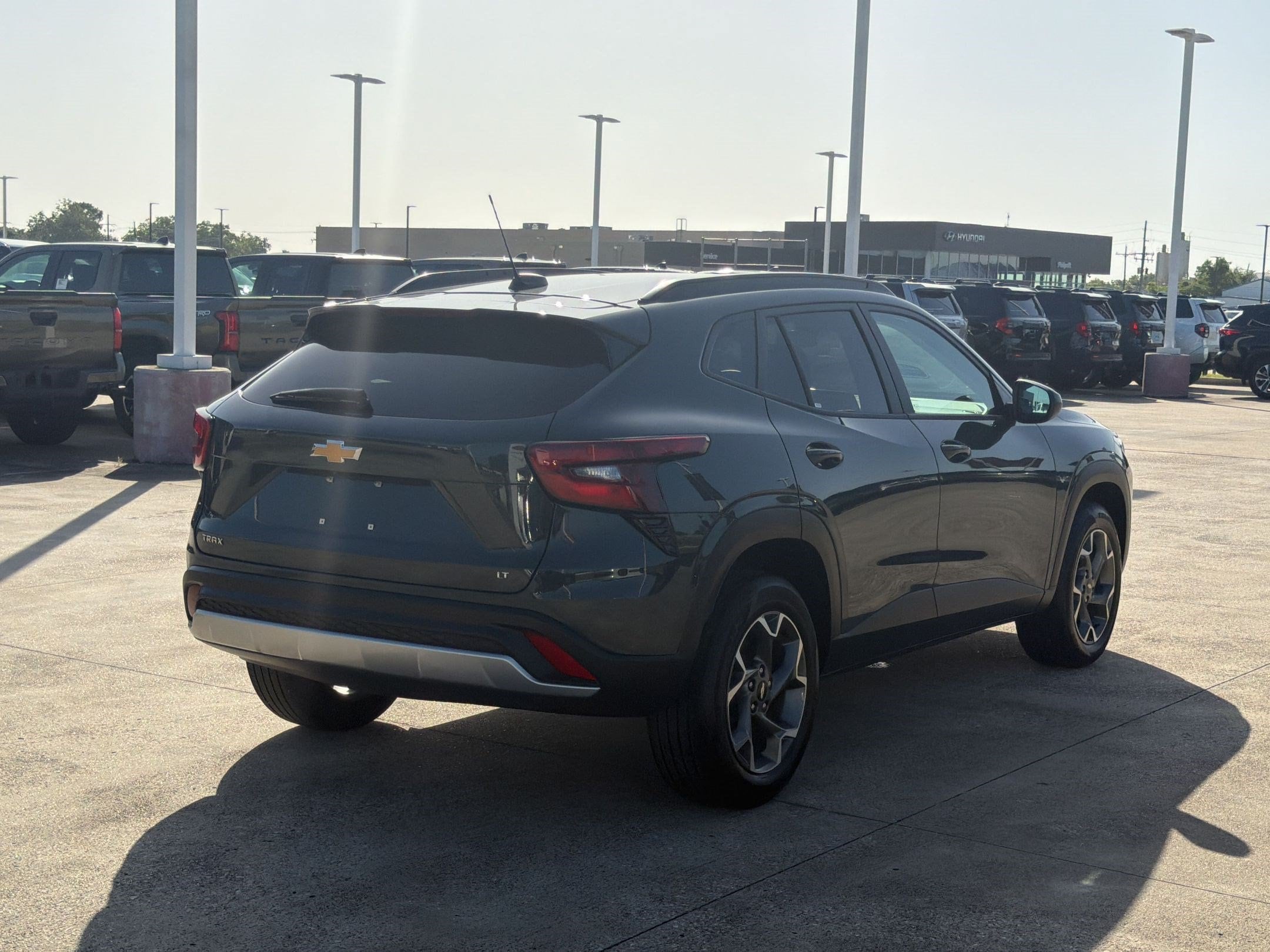 2025 Chevrolet Trax LT - Photo 9