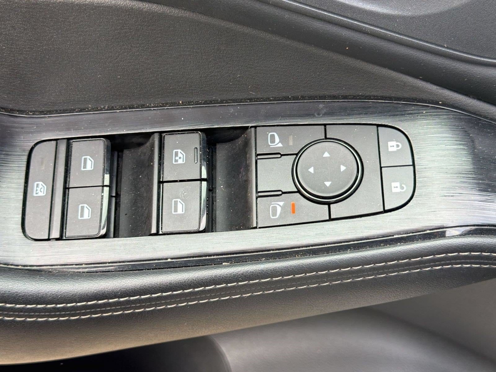 2025 Nissan Rogue SV - Photo 26
