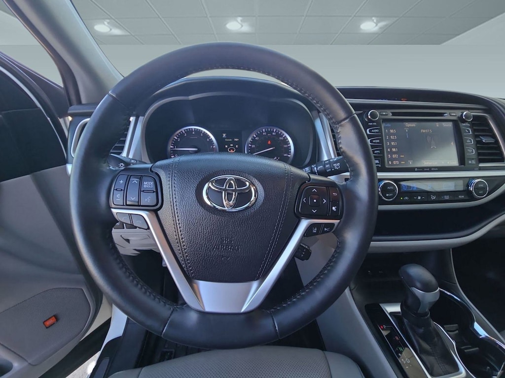 Used 2019 Toyota Highlander Limited SUV
