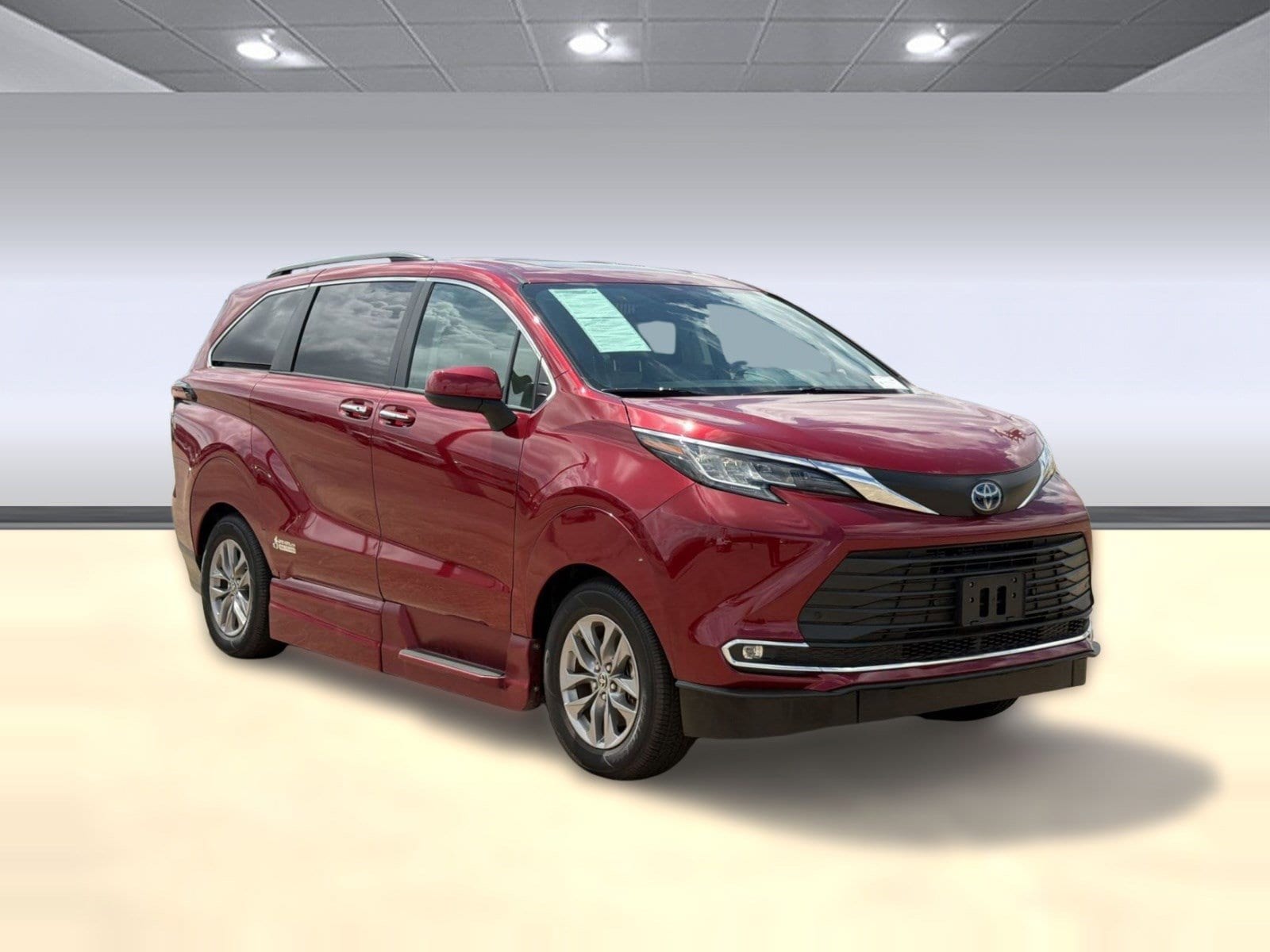 2022 Toyota Sienna XLE - Photo 7