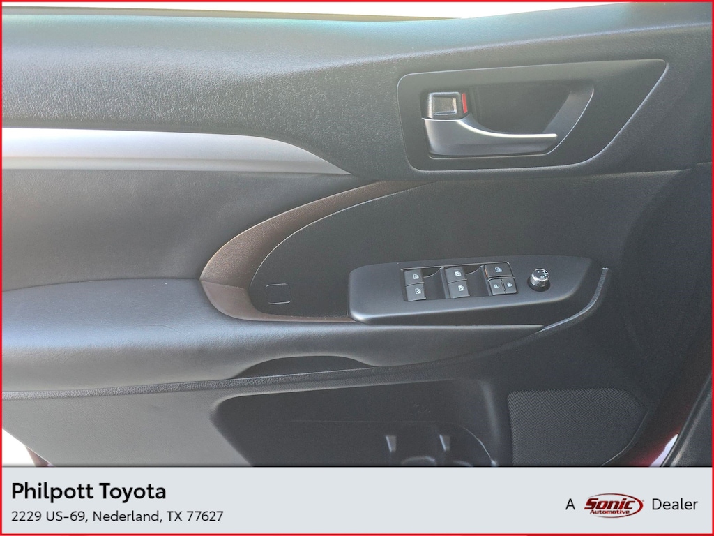 Used 2019 Toyota Highlander XLE SUV