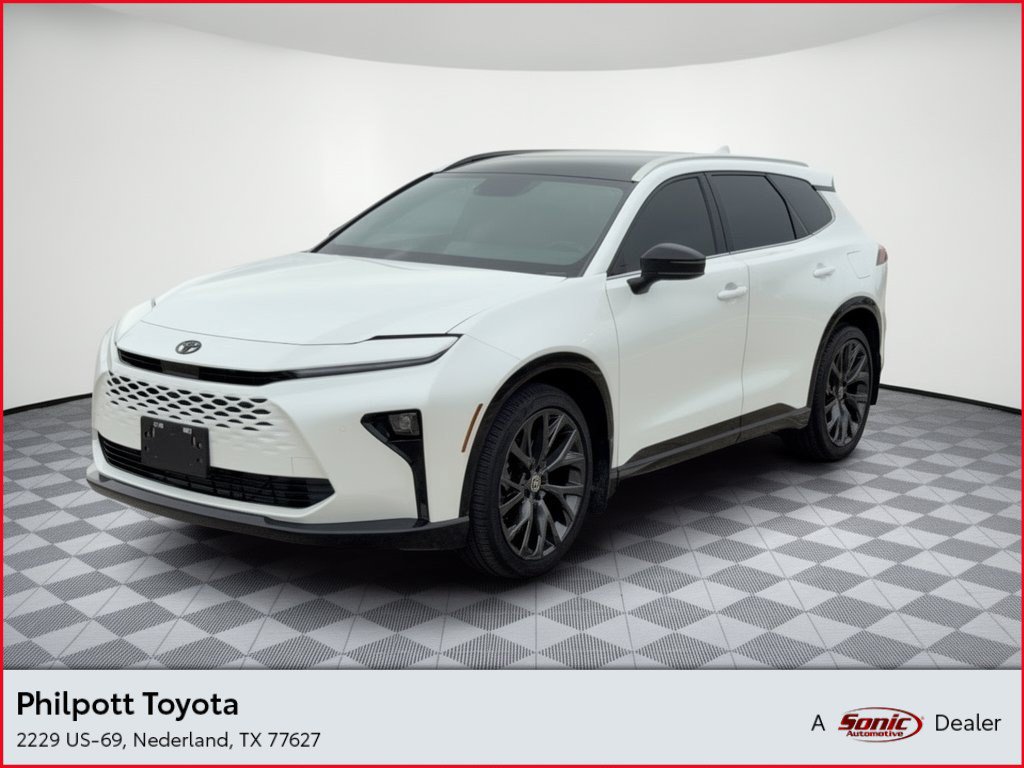 Toyota Crown Signia