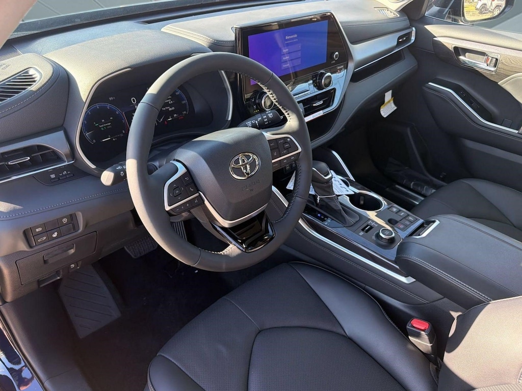 New 2026 Toyota Highlander Limited LIMITED AWD