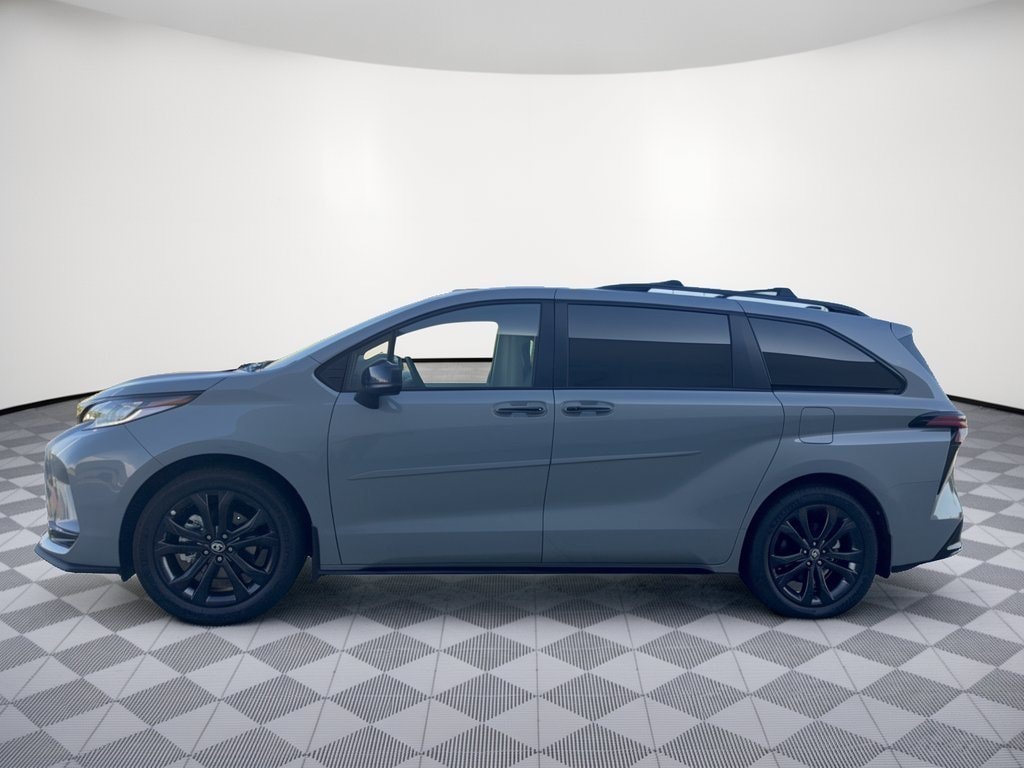New 2026 Toyota Sienna XSE 7 PASSENGER