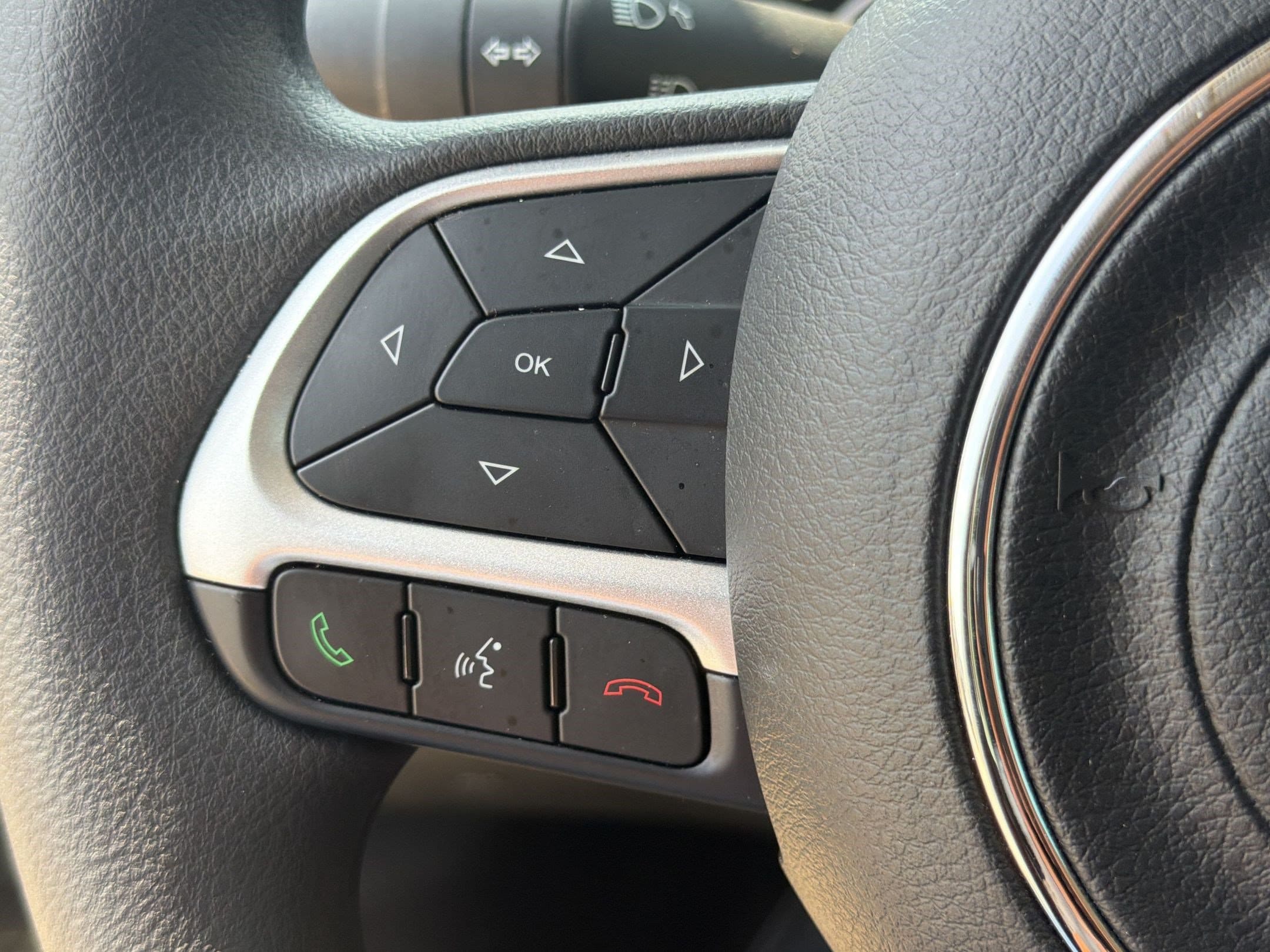 2023 Jeep Renegade Latitude - Photo 17