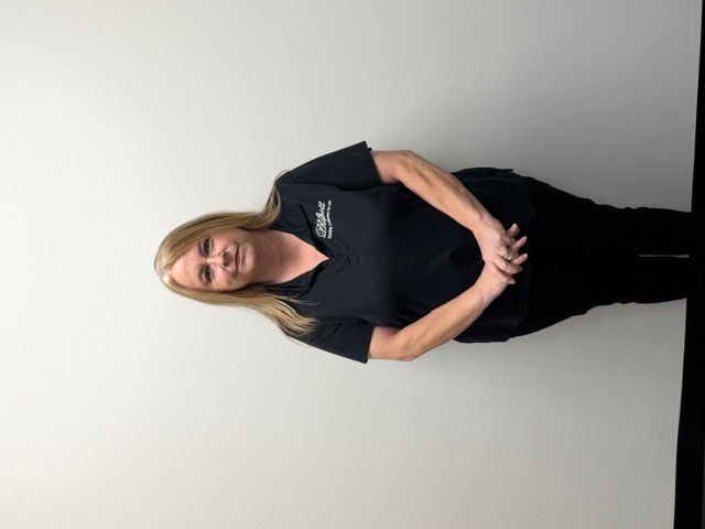 Staff member Edna Logue from ID_620d22