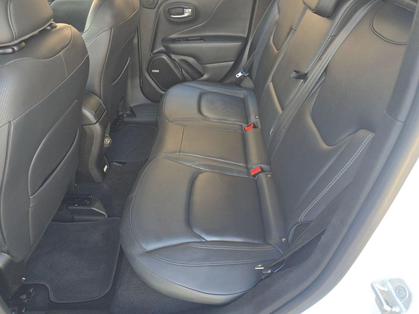 2020 Jeep Renegade Limited - Photo 13