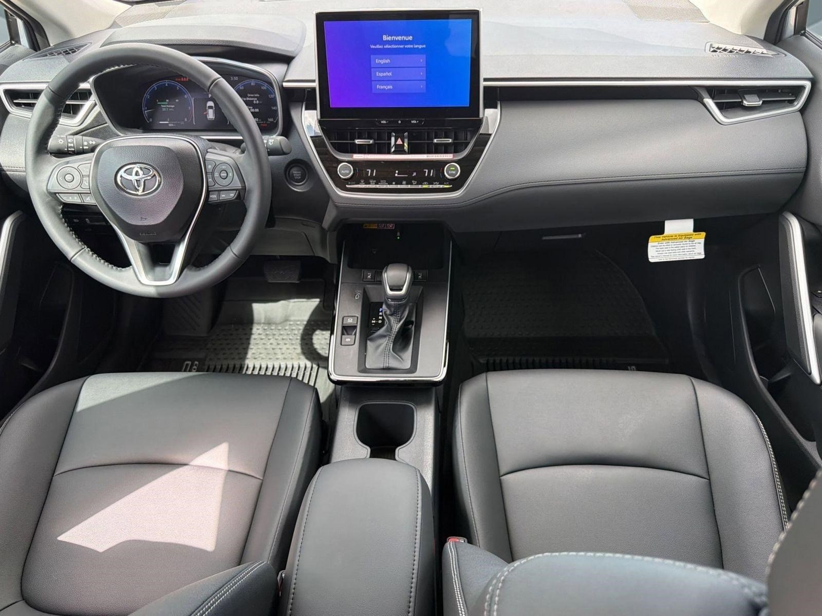 2026 Toyota Corolla Cross XLE - Photo 13
