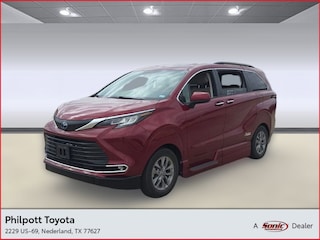 Used Used 2022 Toyota Sienna XLE Van Passenger Van for sale in Nederland TX