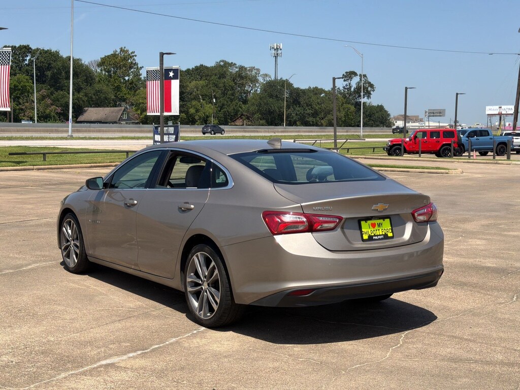 Used 2022 Chevrolet Malibu LT Sedan