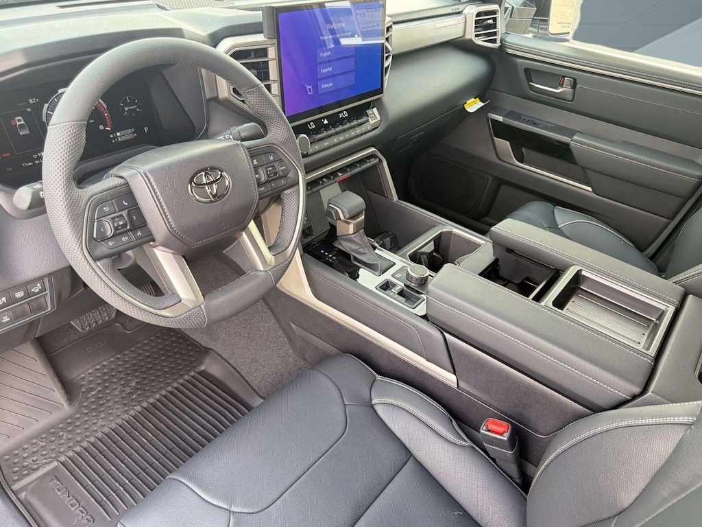 New 2026 Toyota Tundra Limited LIMITED CREWMAX 5.5