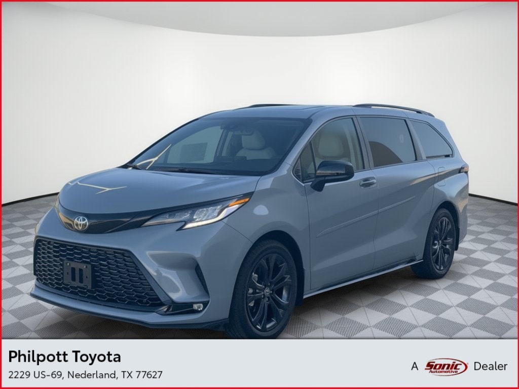 New 2026 Toyota Sienna XSE 7 PASSENGER