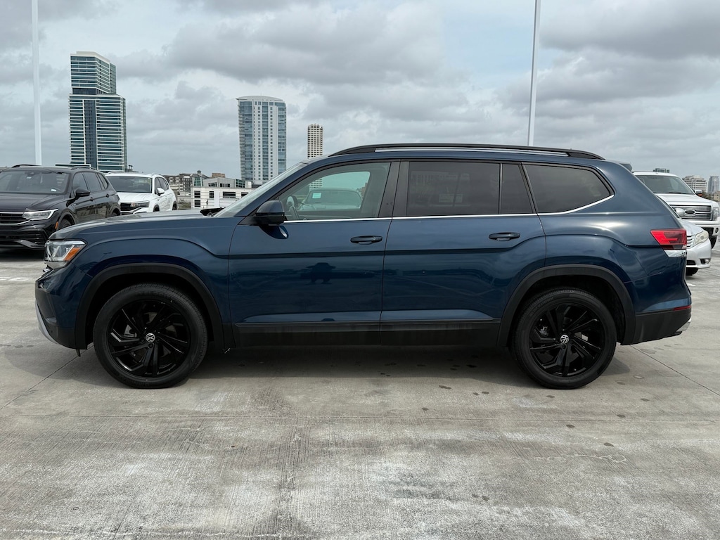 Used 2023 Volkswagen Atlas 3.6L V6 SE w/Technology SUV