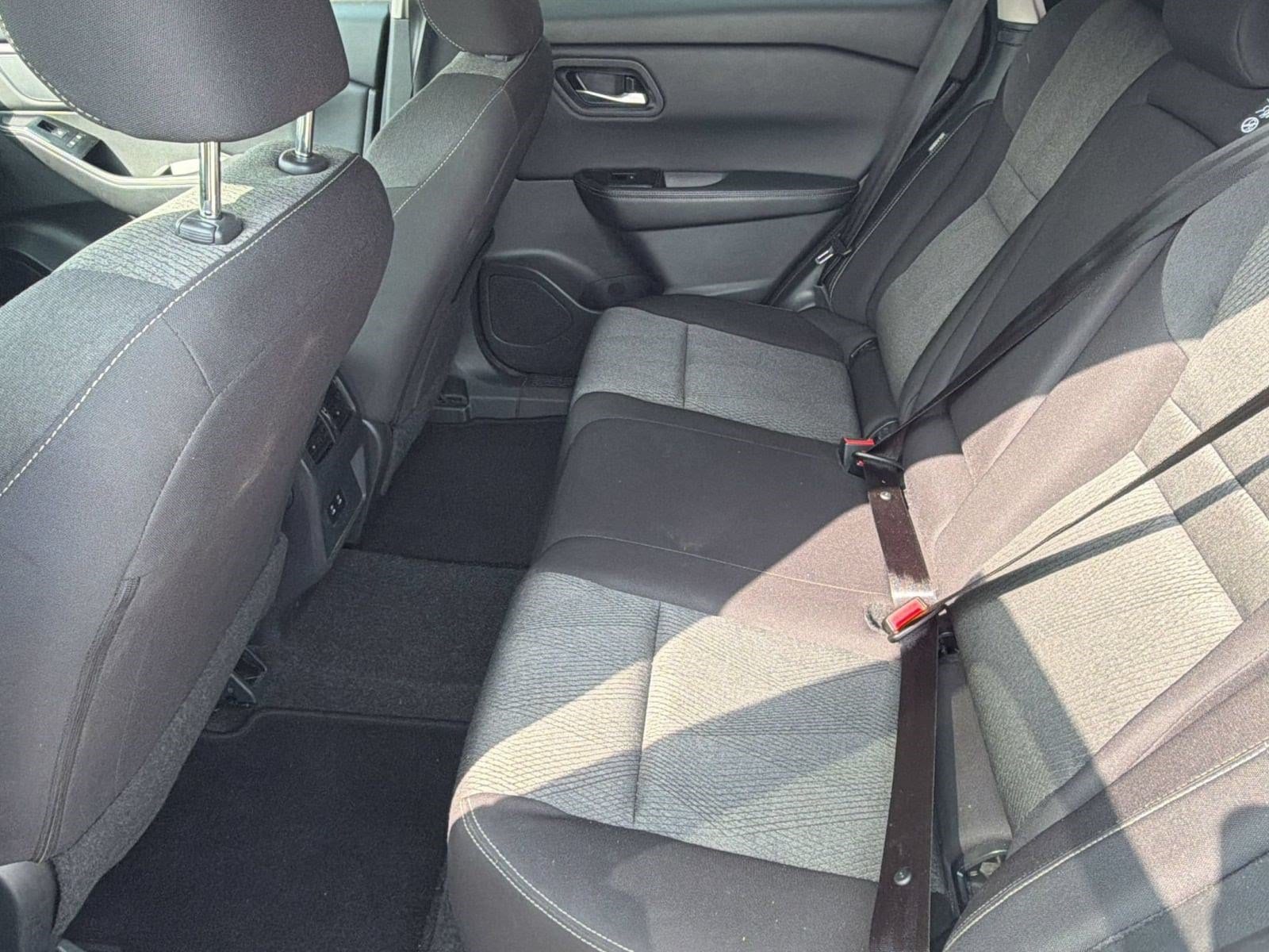 2025 Nissan Rogue SV - Photo 24