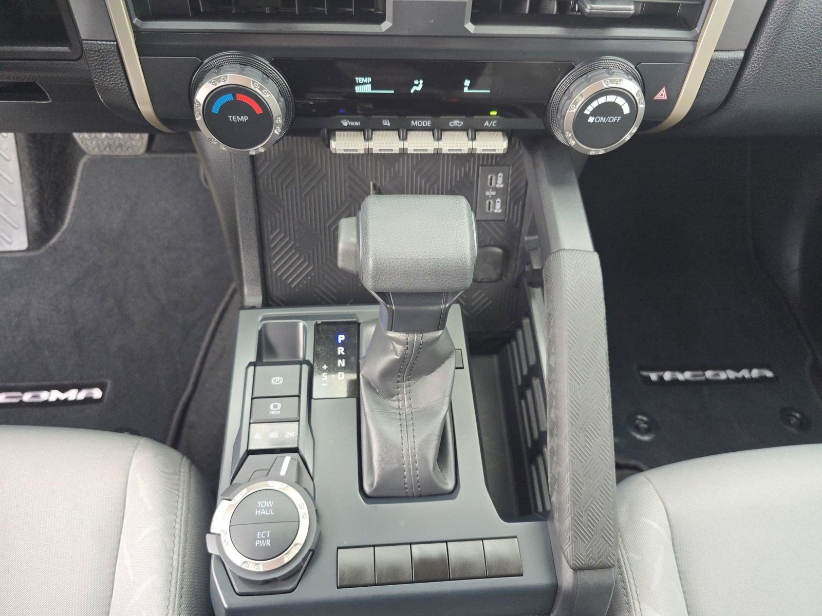 2024 Toyota Tacoma SR5 - Photo 13