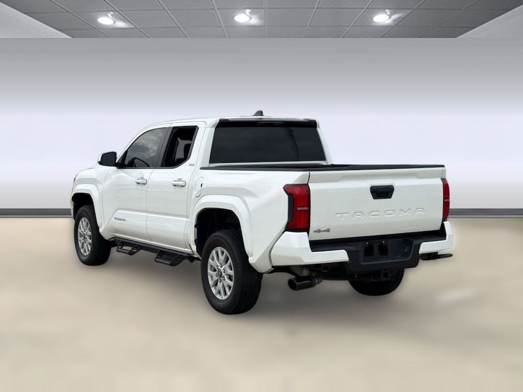 Used 2025 Toyota Tacoma SR5 Truck Double Cab
