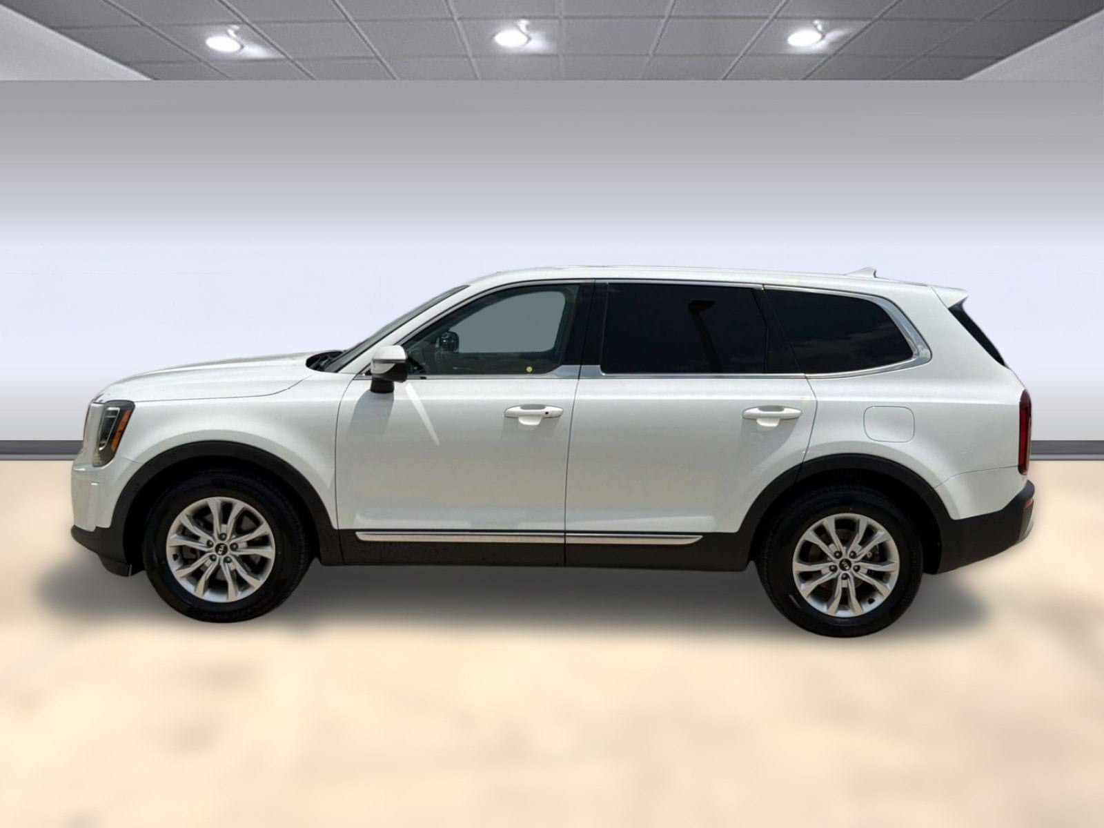 Used 2020 Kia Telluride LX with VIN 5XYP24HC2LG081631 for sale in Nederland, TX