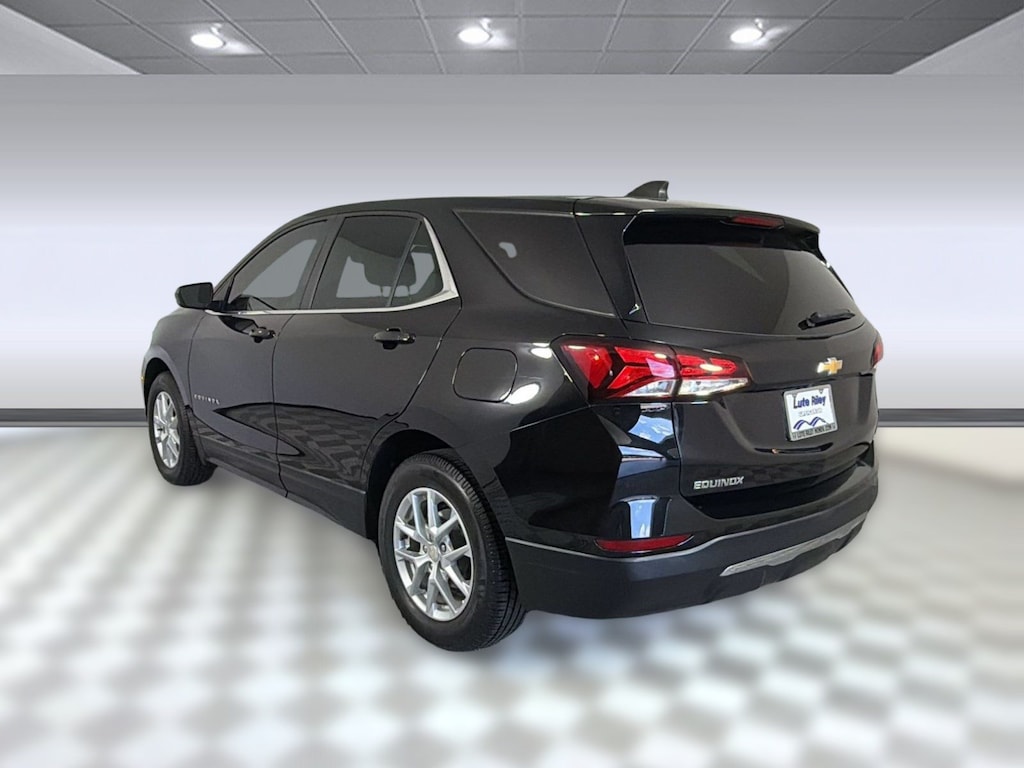 Used 2022 Chevrolet Equinox LT SUV