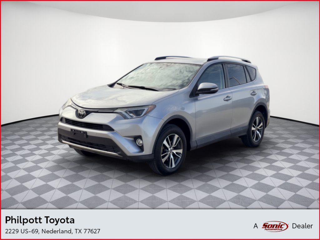 Used Used 2016 Toyota RAV4 XLE SUV in Nederland