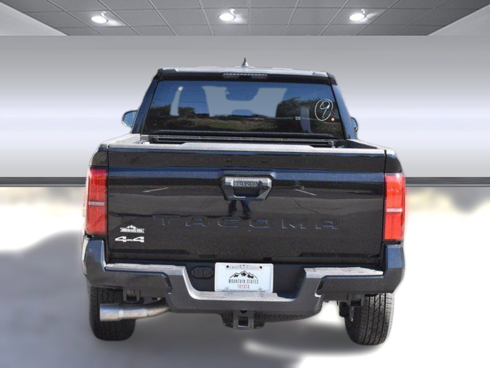 2025 Toyota Tacoma SR5 4x4 Double Cab photo 4