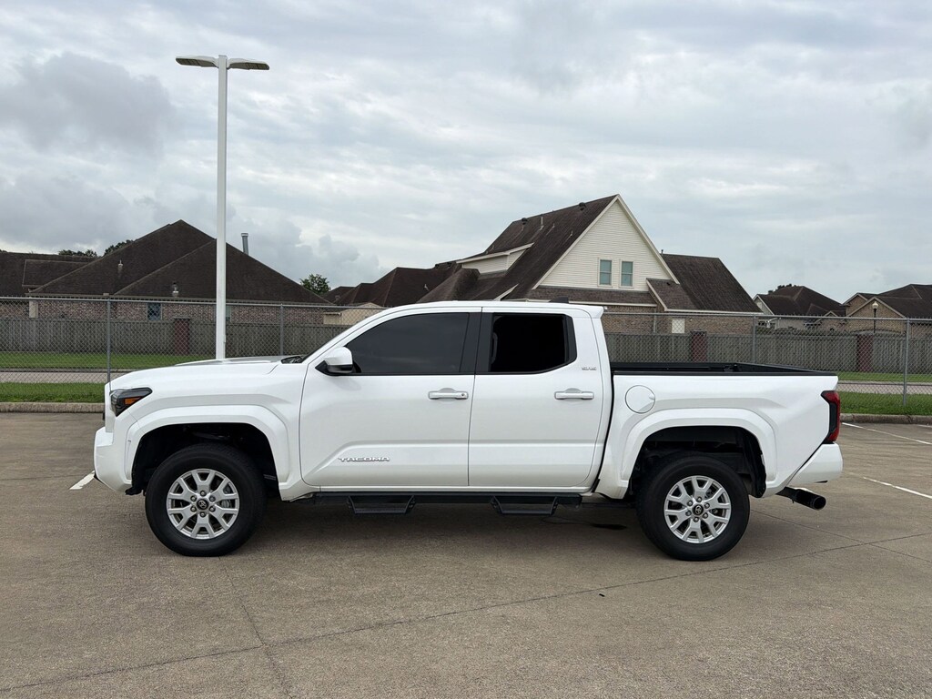 Used 2025 Toyota Tacoma SR5 Truck Double Cab