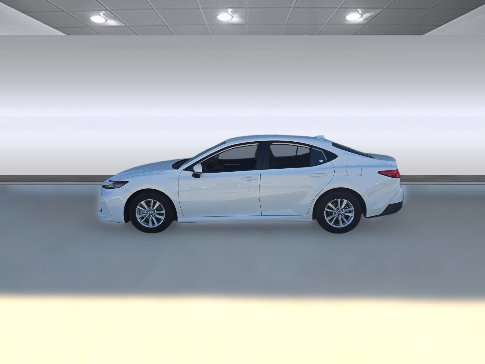2026 Toyota Camry LE photo 2