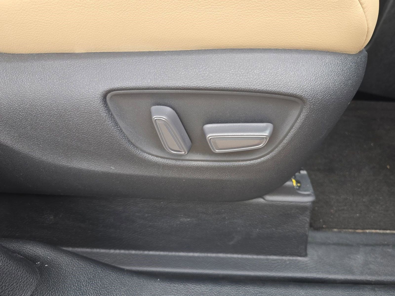 2022 Toyota Sienna XLE - Photo 30