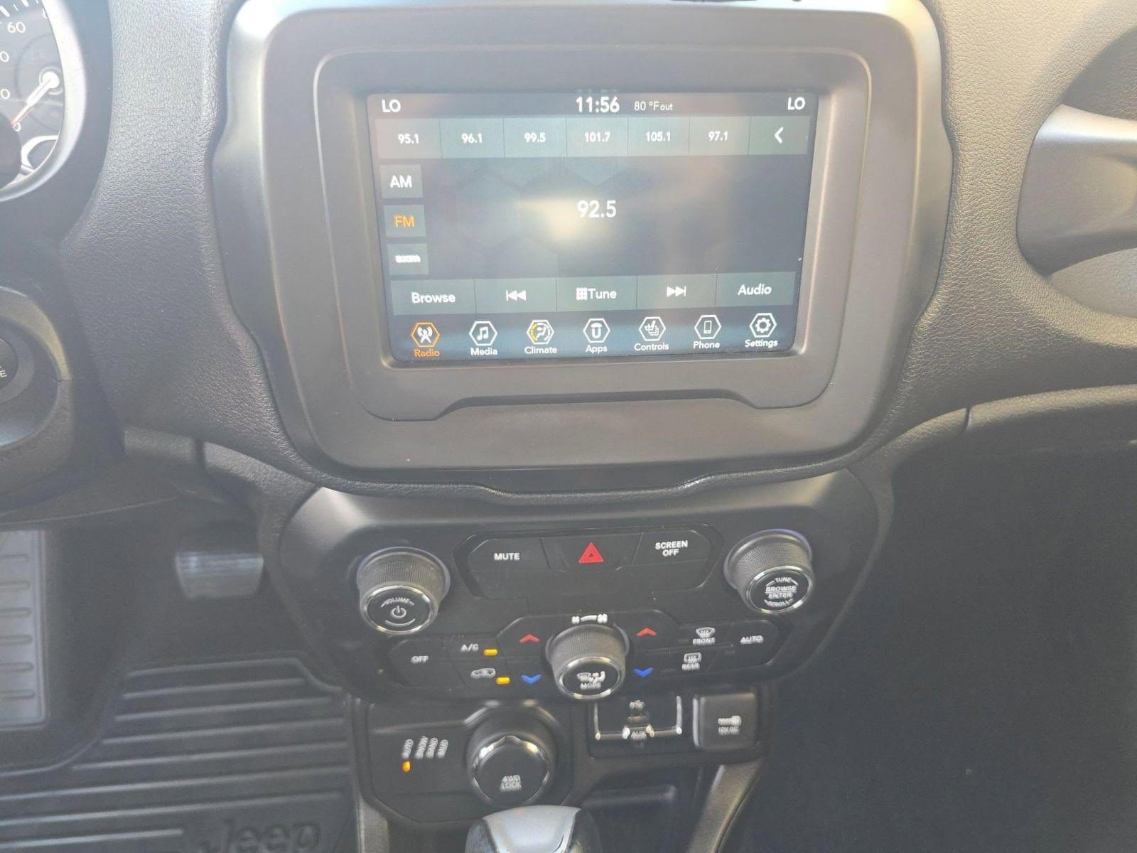 2020 Jeep Renegade Limited - Photo 24