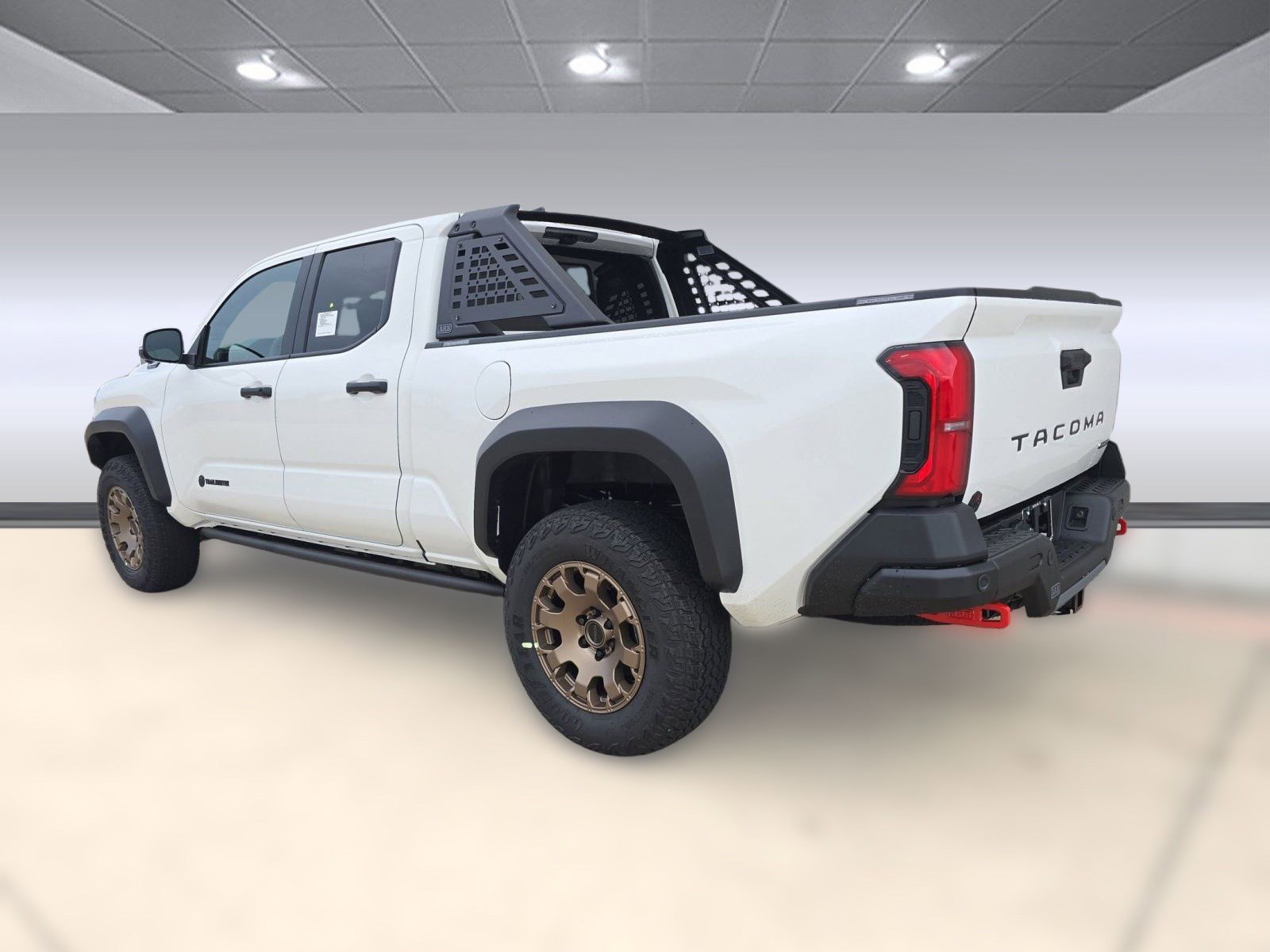 2025 Toyota Tacoma Trailhunter Double Cab photo 2