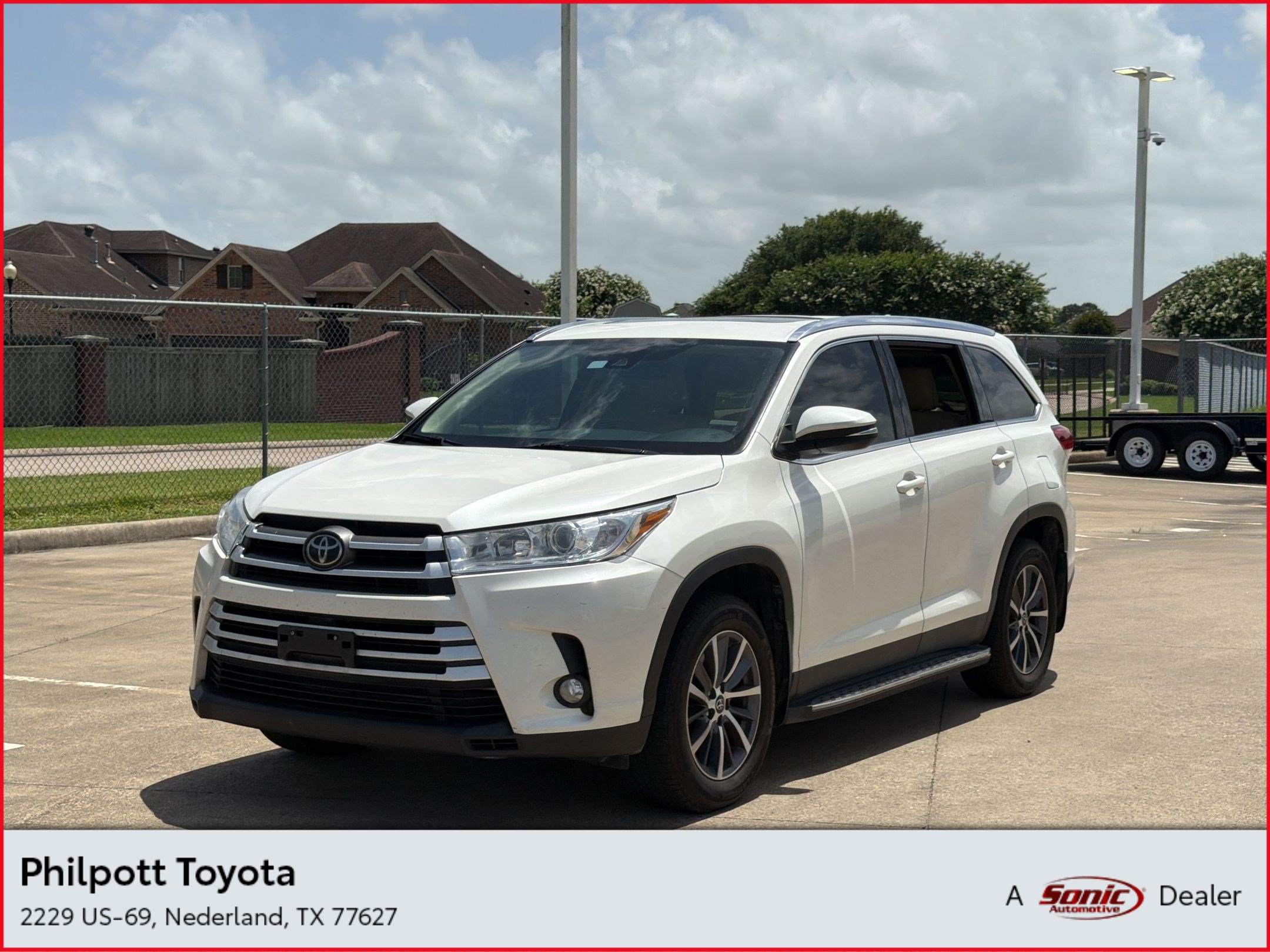Highlander XLE SUV