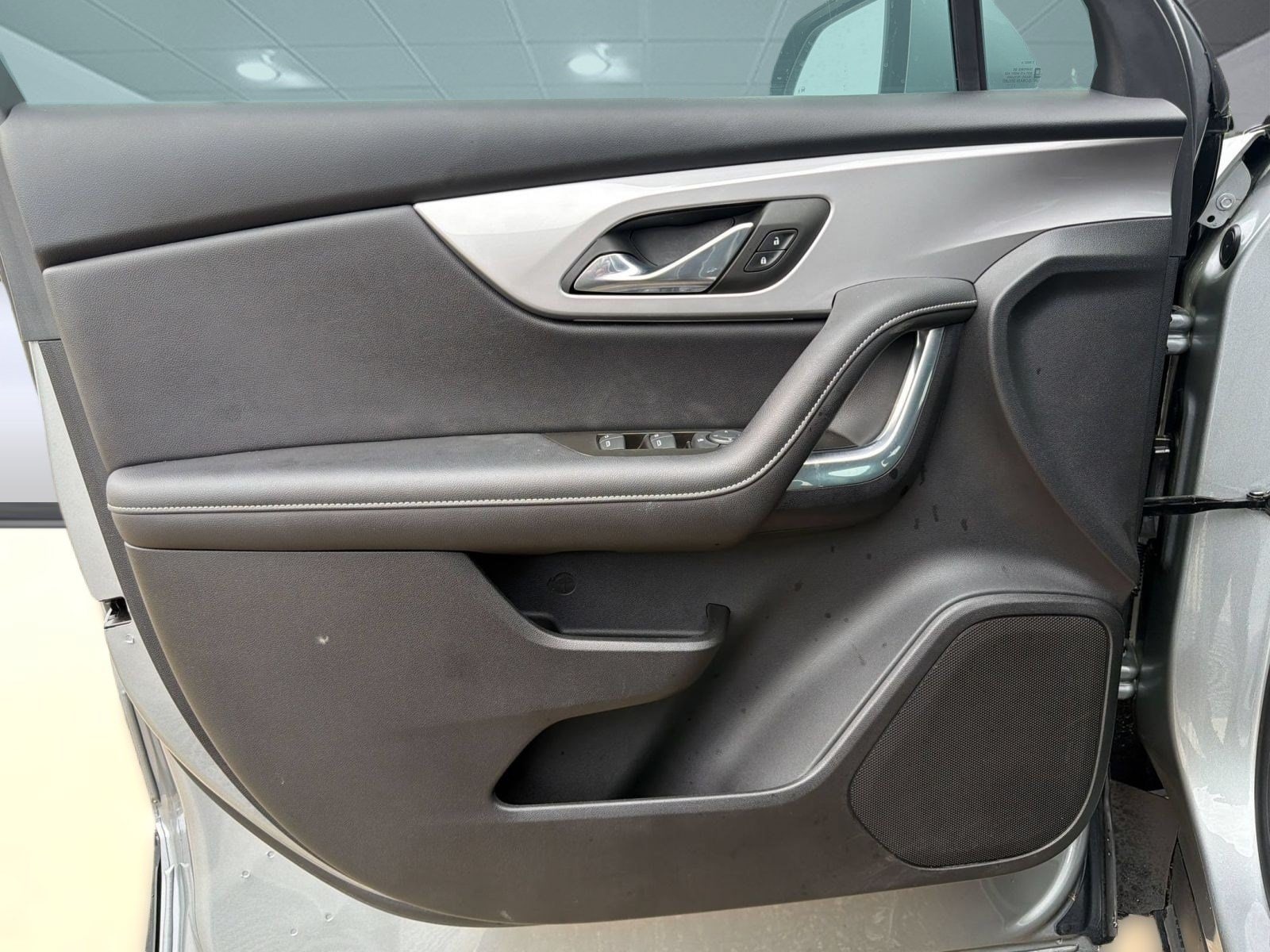 2023 Chevrolet Blazer 2LT - Photo 12