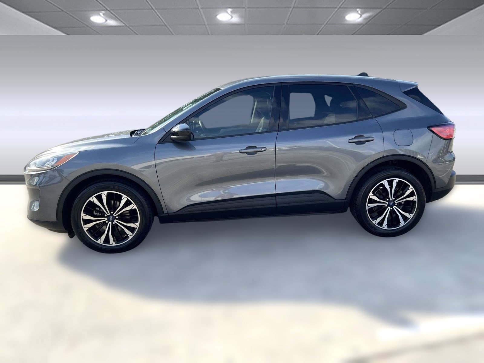 2022 Ford Escape SE photo 2